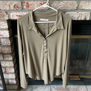 We The‎ Free (Free People) Long Sleeve Henley Collar Ribbed Top Women’s Size S